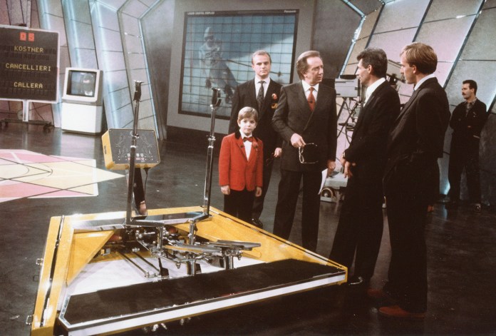 Pedagogia dell’intrattenimento e ruolo politico della televisione